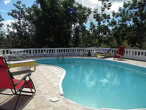 Tropical Breeze Villa Negril Guest house