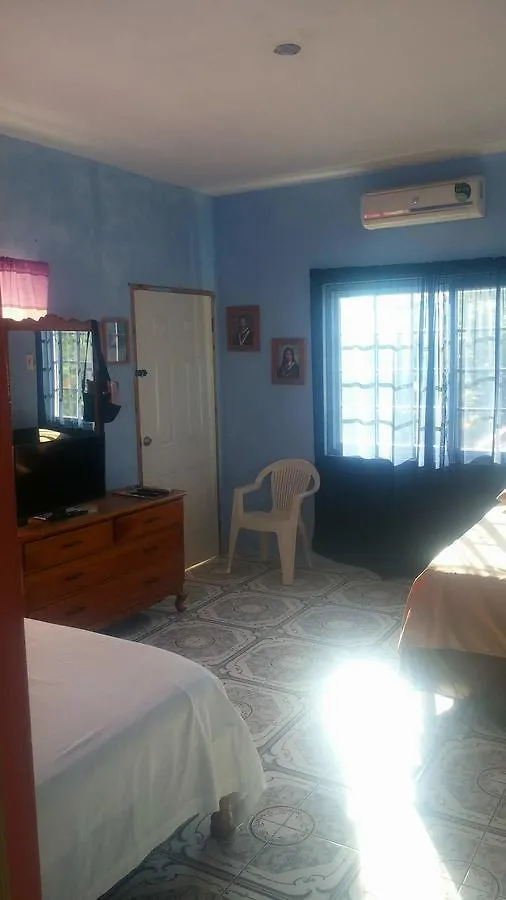 Tropical Breeze Villa Negril