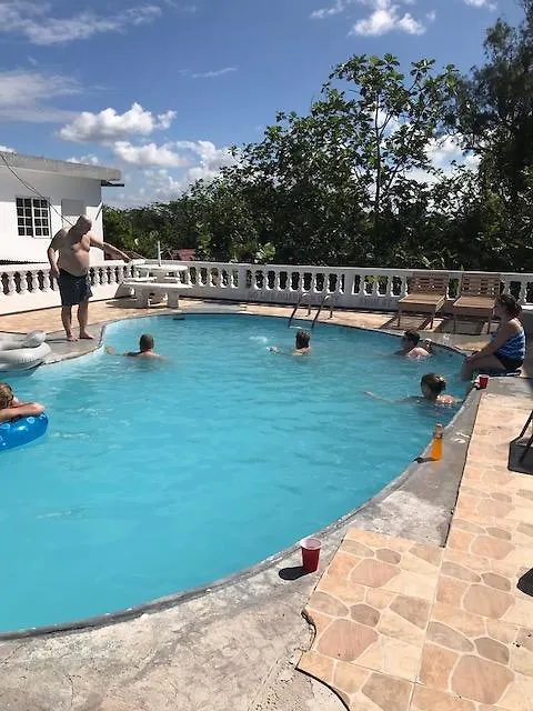 Guest house Tropical Breeze Villa Negril Jamaica
