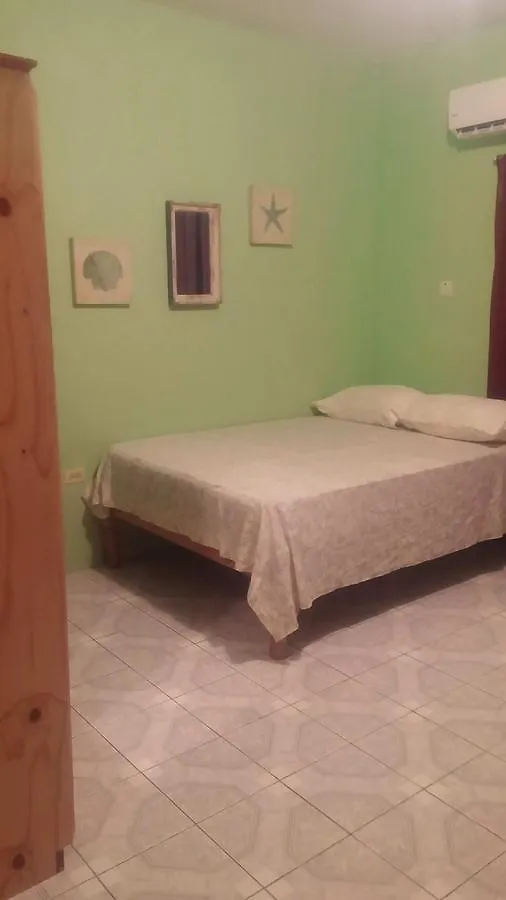 Tropical Breeze Villa Negril